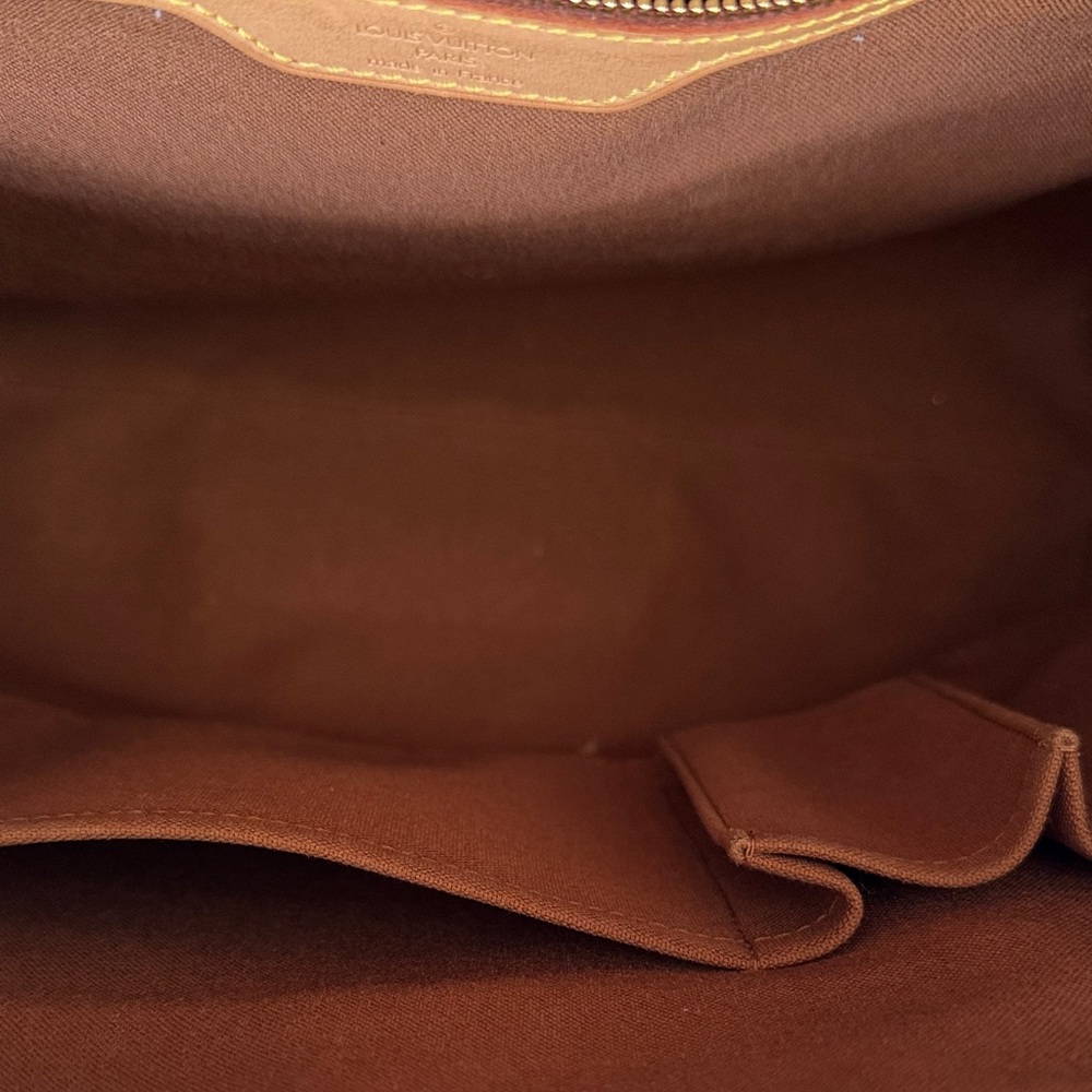 Louis Vuitton Monogram Canvas Messenger Bag - Picture 5 of 12